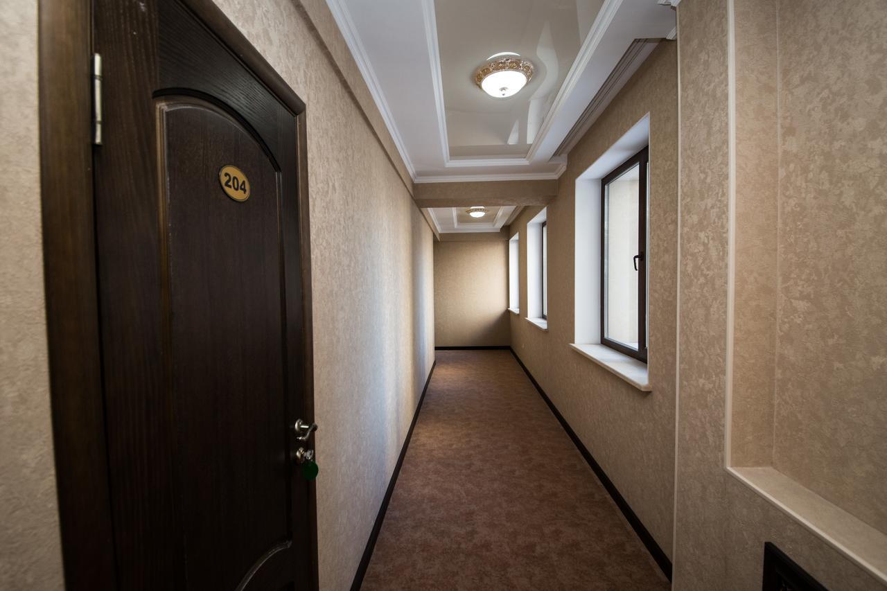 De'Mar Hotel Bichkek Extérieur photo