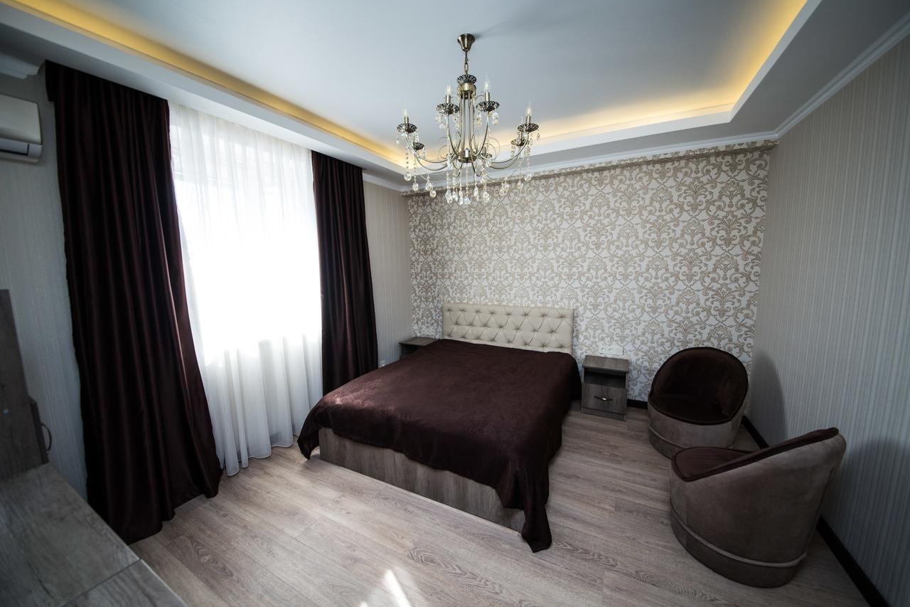 De'Mar Hotel Bichkek Extérieur photo