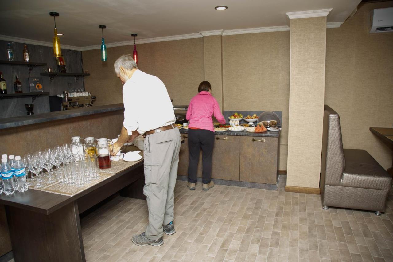 De'Mar Hotel Bichkek Extérieur photo
